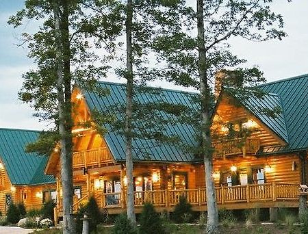 Pine Lakes Lodge Cambridge Exterior foto